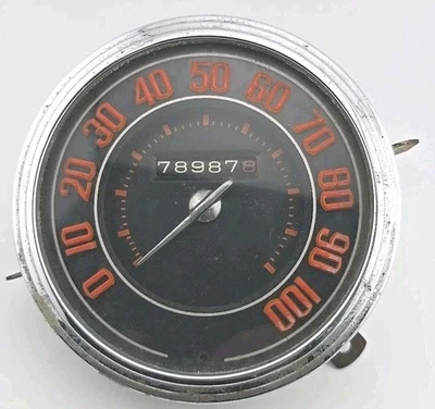 Velocímetro Ford Super Deluxe 1946 1947 sin limpiar. Foto 1 de 4