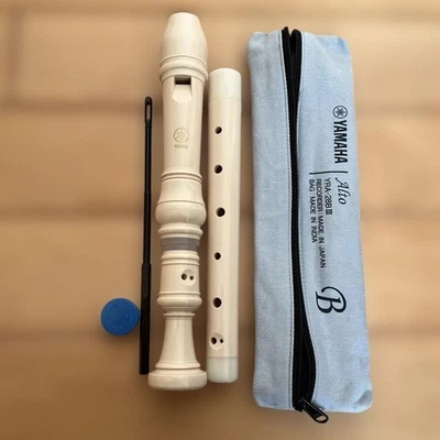 Yamaha YRS-302B Alto Recorder Marfil con Estuche y Accesorios Usado nn3 - Imagen 1 de 4