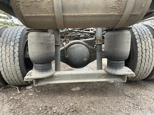 DAF LF45 REAR AXLE ON AIR COMPLETE IN CHASSIS AXLE, AIR BAGS, SPRINGS THE LOT - Picture 1 of 6