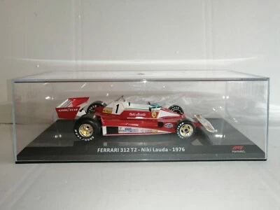 FERRARI 312 T2 NIKI LAUDA 1976 CON TECA FORMULA1 SCALA 1/24 - Immagine 1 di 2