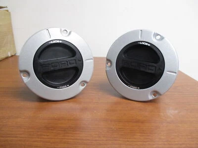 Buje de bloqueo manual Ford OEM 05-16 Super Duty BC3Z3B396B ****PAR***** Foto 1 de 3