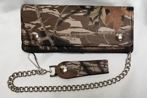 Grande portafoglio camionista mimetico in pelle 7,5"" x 3,5"" con catena 12"" MADE IN USA - Foto 1 di 7