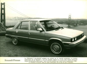 Pressefoto altes Auto Auto Renault Alliance Werk Billancourt - Bild 1 von 1