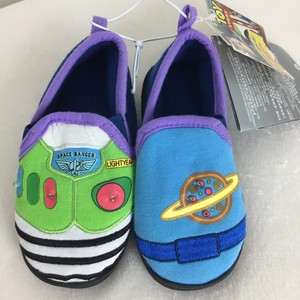 boys light up slippers