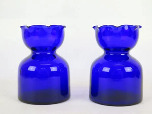 DUE VASI PER BULBI TULIPANO VINTAGE VETRO BLU COBALTO SCANDINAVIA DESIGN R140 - Foto 1 di 6
