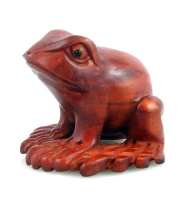 Japanese Boxwood Hand Carved Netsuke Sculpture Lovely Big Feet Frog #07182308 - Image 1 of 4