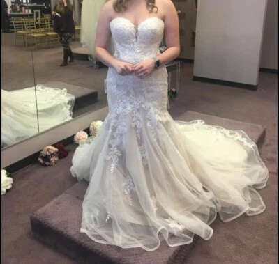 Stella York 婚礼礼服礼服 12 码全新从未穿过 — 第 1/3 张图片