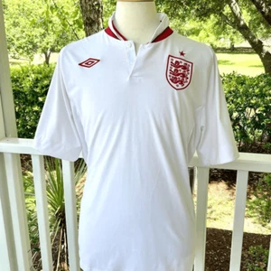 Umbro England Three Lions Jersey. Size 48 - Picture 1 of 10