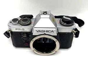 Cámara réflex Yashica FX-D Quartz 35 mm SLR cuerpo analógico (Yashica/Contax) - Imagen 1 de 4