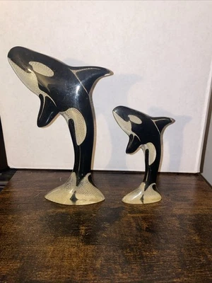 Vintage PAL Marked Abraham Palatnik Acrylic Lucite Orca Killer Whales (2) - Image 1 of 4