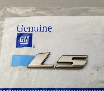 NEW Genuine GM Sandrift Tan LS Rear Trunk Emblem Fits 01-03 Chevrolet Impala - Изображение 1 из 4