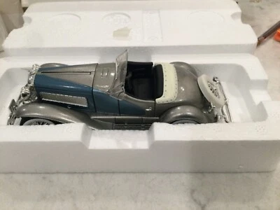 Signature Models 1:32 1935 Duesenberg SSJ Convertible - #32318 - Image 1 of 4