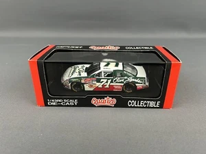 Quartzo 1/43 Scale 1995 Dave Marcis #71 Olive Garden Monte Carlo w/Display NIB - Picture 1 of 10