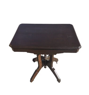 Antique Eastlake Victorian Side Table With Rollers - Изображение 1 из 4
