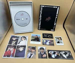 Stray Kids Go Live The 1st Album (White) CD Photos Photocard K-Pop Set - Picture 1 of 4
