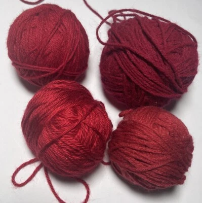 HILO ACRÍLICO SIN MARCA. Lote de 4 rojos. Combino envío, leer detalle Foto 1 de 2