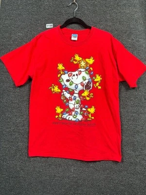 VTG Snoppy Peanuts Christmas Lights Holiday Woodstock Mens Size L Red T-Shirt - Image 1 of 4