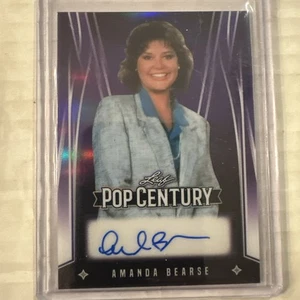 2025 Leaf Pop Century Amanda Bearse /6 Auto Purple Holo Married With Children! - Picture 1 of 2