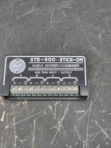 RDL STD-600 STICK-ON Audio Divider/ Combiner (58.75-279-8) - Picture 1 of 2