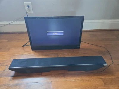 Nice Vizio Razor M220VA 22” 1080p LED TV No Rmt Comes With Vizio Soundbar! - Image 1 of 4