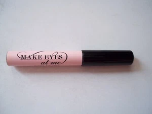 0,1 oz. MAKE EYES AT ME Glossy Eye Stick SMOLDER - SEXY LITTLE VICTORIA'S SECRET - Foto 1 di 11