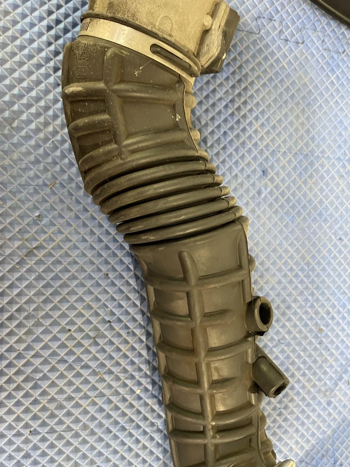 1996 - 1998 福特野马 GT 4.6L 发动机空气净化器浮潜管 Oem 已测试! — 第 1/4 张图片