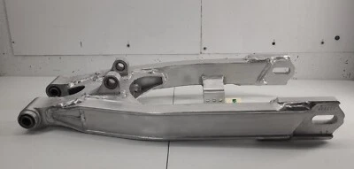 1982 Yamaha YZ125 YZ 125 поворотный рычаг - Изображение 1 из 4