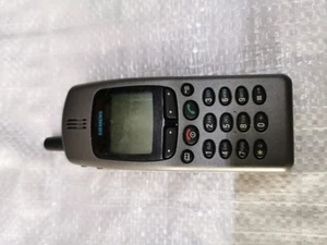 Telefon komórkowy Siemens S25 - Zdjęcie 1 z 3