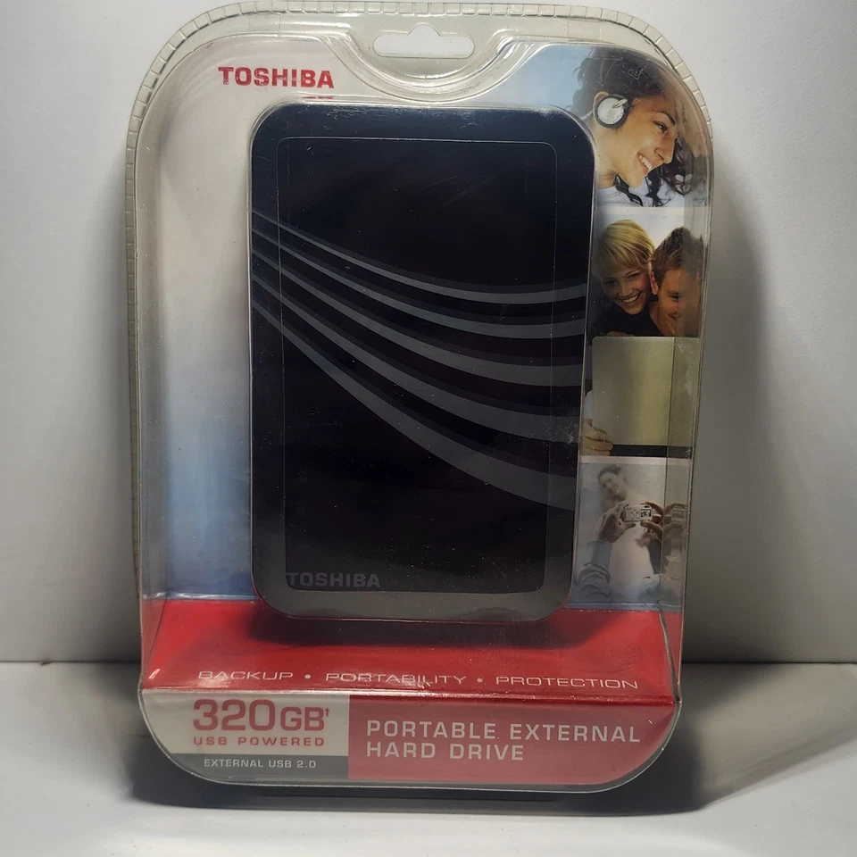Toshiba 320gb USB 2.0 Portable External Hard Drive HDDR320E03X New Sealed in Box - Image 1 of 4