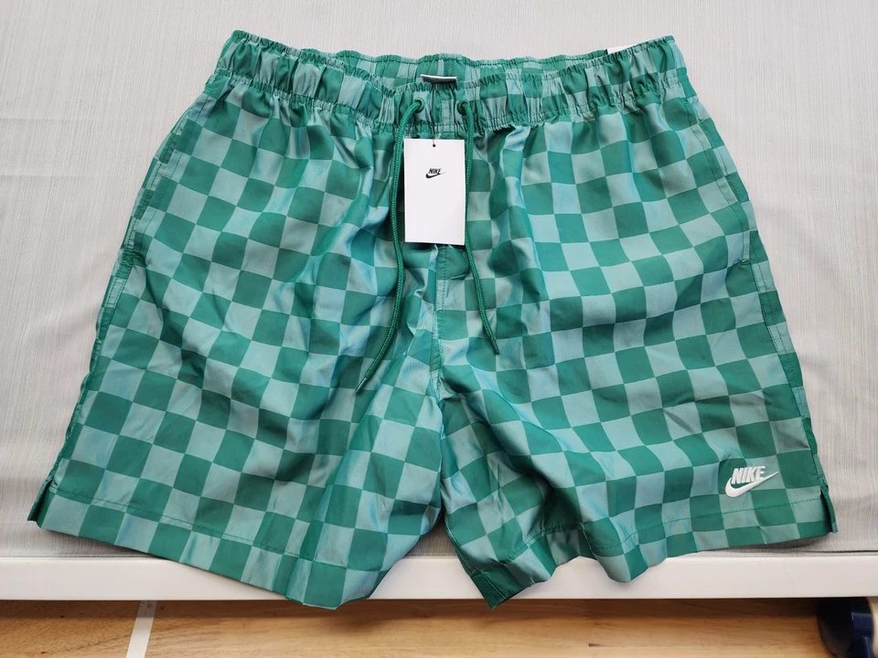 Nike Men’s Club Flow Sz M Checkered Green Shorts FN3098 Ret