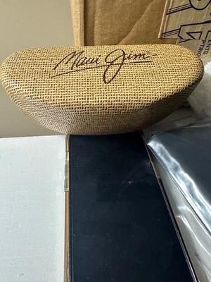 Estuche rígido para ojos/gafas de sol Maui Jim con paño de limpieza  Foto 1 de 2