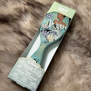 New In Box! Disney Princess Wet Hairbrush - Original Detangler - Tiana - Picture 1 of 5