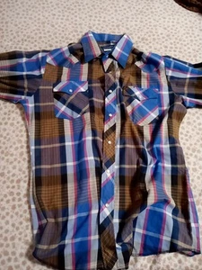 Wrangler Western Wear Long Sleeve Pearl Snap Button Up Plaid Pattern Mens Med - Picture 1 of 5