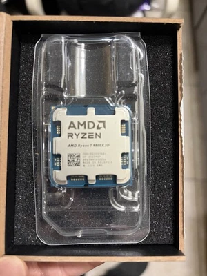 AMD Ryzen 7 9800X3D 8-Core 16-Thread Spedizione rapida - Immagine 1 di 2