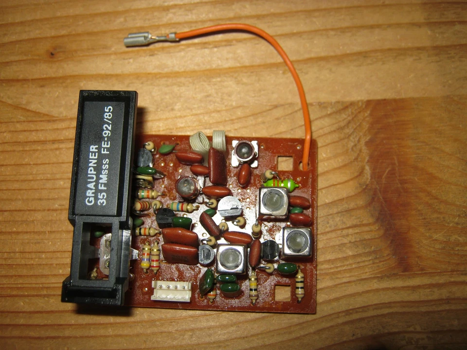 Graupner Sender HF Modul 35 Mhz A- Band 4014 und andere - Bild 1 von 1