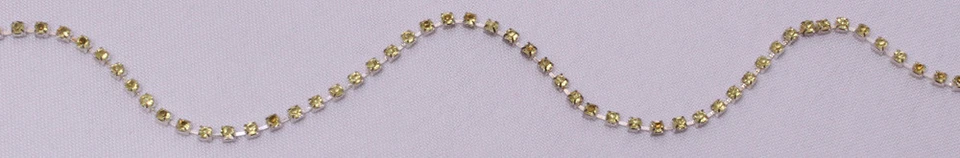 Cadena de diamantes de imitación importados - diamantes de imitación amarillos pálidos con adornos plateados por M211.35 Foto 1 de 1