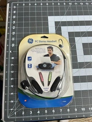 Nuevos auriculares enchufables estéreo GE de colección con micrófono Boom 98960 ajustables para juegos Foto 1 de 3