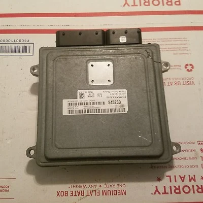 2007-2008 Dodge Caliber Jeep Patriot ecm  ecu computer P68027153AC Foto 1 de 4