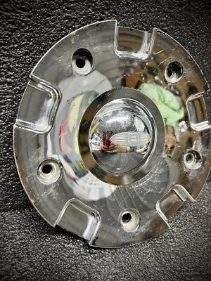 Tapa central de rueda Baccarat cromada personalizada # C2140-CAP (1 TAPA) Foto 1 de 4