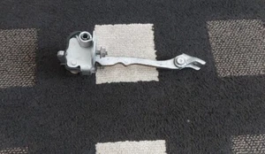 NEXT DAY VECTRA C MK2 FRONT  DOOR CHECK STRAP LEFT OR RIGHT 09229749 INC VXR OPC - Picture 1 of 3