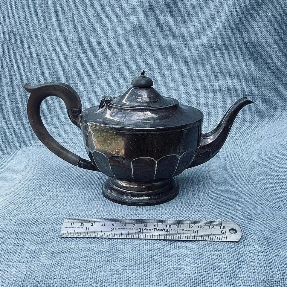1931 Solid Sterling Silver Antique Vintage Teapot Tiptaft Birmingham Hallmarked  - Image 1 of 4