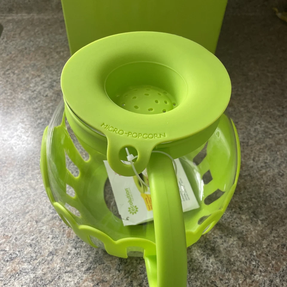 Ecolution Micro-Pop 3 Quart Microwave Popcorn Popper - Green, Brand New - Image 1 of 4