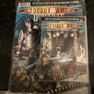Doctor Who DVD Files Number 14 series 2 episodes 13 & series 3 episode X - Picture 1 of 3