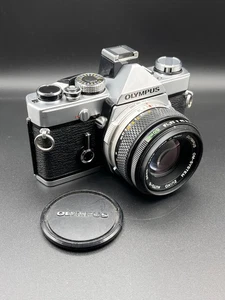 Olympus OM-1 + 50mm f/1.8 [ new seals ] - Foto 1 di 9