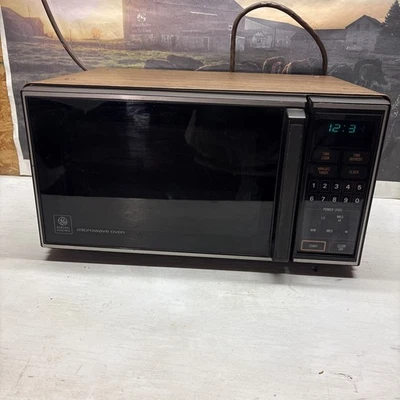 Vintage General Electric Spacemaker II Microwave Woodgrain model J E48 002 - Bild 1 von 4