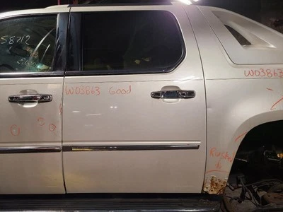 Driver Left Rear Side Door Fits 07-14 ESCALADE ESV 1617439 - Image 1 of 4