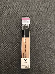 Wet 'n Wild Photo Focus Concealer Light Honey 820A. 0.29 Fl Oz. - Picture 1 of 1