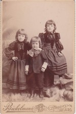 Cabinet Card Sweet Siblings by Conrad O. Bickelmann Williamsburg Brooklyn 1890s
