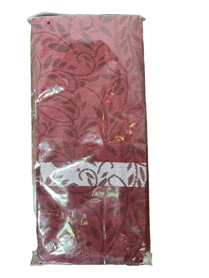 Pampered Chef Cranberry Vine Guest 2989 Towels Set of 2