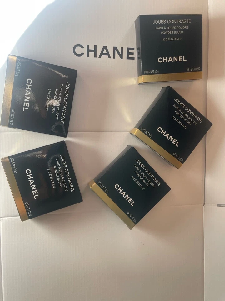 CHANEL Blush JOUES CONTRASTE Powder Blush Glowy Effect Luminous 370 ÉLÉGANCE 1P - Image 1 of 2